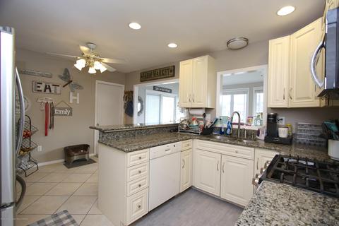 16 Bayview Dr, Waretown, NJ 08758 photo 5