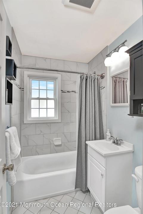 429 Howard Ave, Middlesex, NJ 08846 photo 11