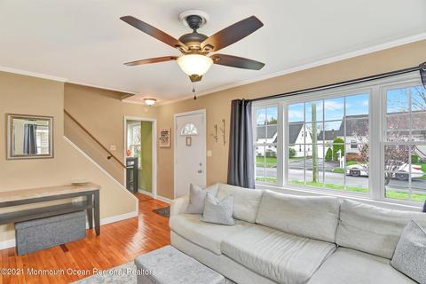 429 Howard Ave, Middlesex, NJ 08846 photo 6