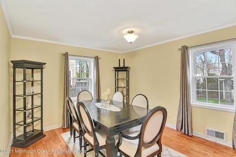 429 Howard Ave, Middlesex, NJ 08846 photo 9