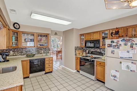 10 N Baker Dr, Jackson, NJ 08527 photo 13