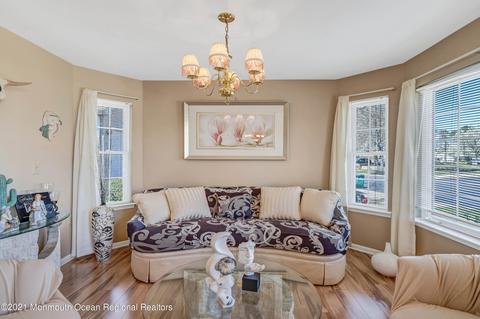 10 N Baker Dr, Jackson, NJ 08527 photo 5