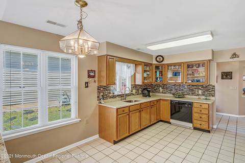 10 N Baker Dr, Jackson, NJ 08527 photo 12