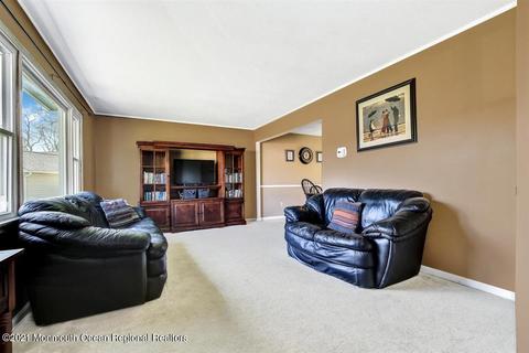 765 Iron Ct, Brick, NJ 08724 photo 12