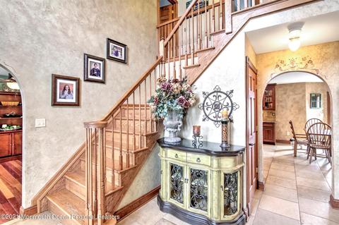 9 Yosemite Rd, Howell, NJ 07731 photo 4