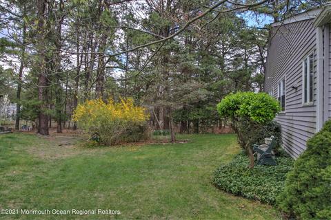 6 Pine Brook Ln, Whiting, NJ 08759 photo 15