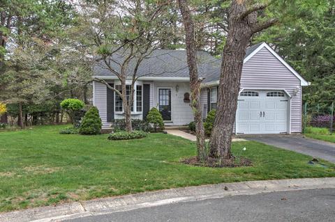 6 Pine Brook Ln, Whiting, NJ 08759 photo 1
