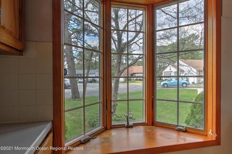6 Pine Brook Ln, Whiting, NJ 08759 photo 5