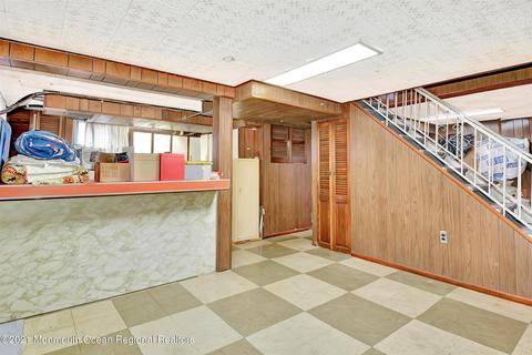 25 Edgewater Dr, Matawan, NJ 07747 photo 18