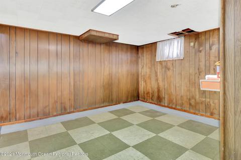 25 Edgewater Dr, Matawan, NJ 07747 photo 17