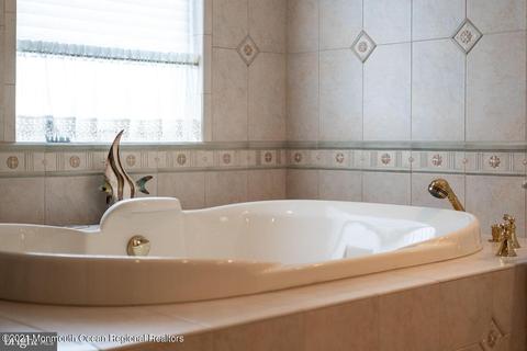 19 Beacon Dr, Waretown, NJ 08758 photo 80