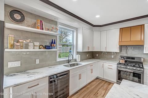 22 Stiles Rd, Edison, NJ 08817 photo 15