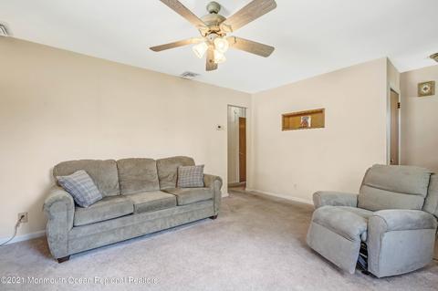 103 Bartell Pl, Clark, NJ 07066 photo 8
