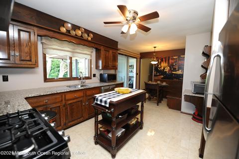 100 Motor Rd, Pine Beach, NJ 08741 photo 10