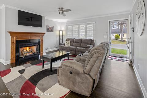 102 Nottingham Dr, Brick, NJ 08724 photo 9