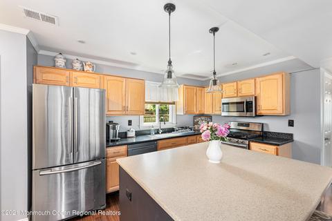 9 Elm Pl, Matawan, NJ 07747 photo 18