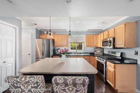 9 Elm Pl, Matawan, NJ 07747 photo 16