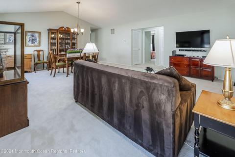 21 Chipmunk Dr, Brick, NJ 08724 photo 14