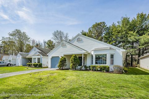 21 Chipmunk Dr, Brick, NJ 08724 photo 1