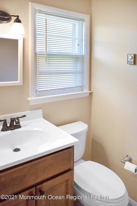22 Phillips Rd, Brick, NJ 08724 photo 34