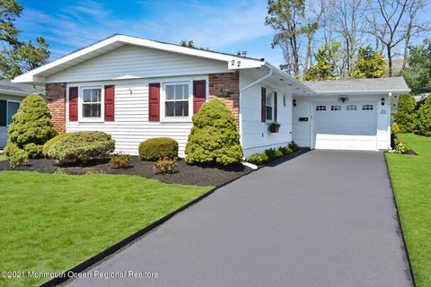 22 Phillips Rd, Brick, NJ 08724 photo 1