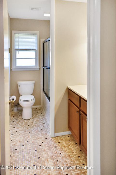 22 Phillips Rd, Brick, NJ 08724 photo 32