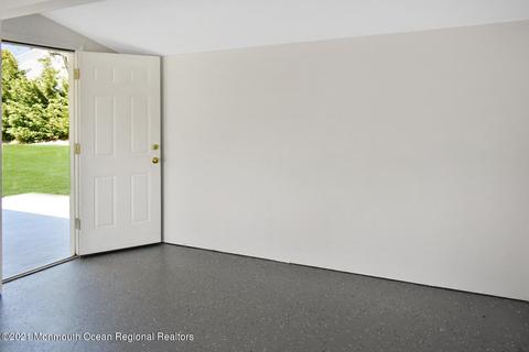 22 Phillips Rd, Brick, NJ 08724 photo 48