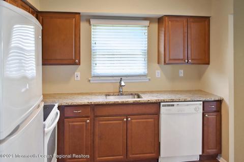 22 Phillips Rd, Brick, NJ 08724 photo 18