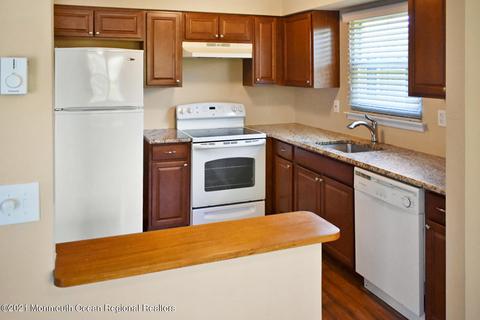 22 Phillips Rd, Brick, NJ 08724 photo 15