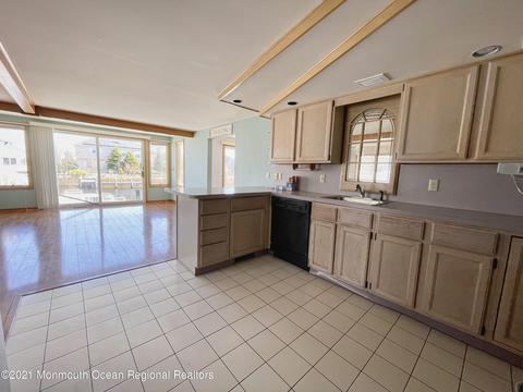 32 Compass Rd, Waretown, NJ 08758 photo 6