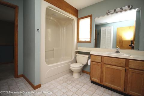 32 Compass Rd, Waretown, NJ 08758 photo 25