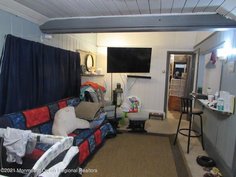 20 Maple St, Waretown, NJ 08758 photo 5