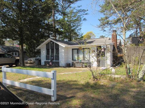 20 Maple St, Waretown, NJ 08758 photo 3