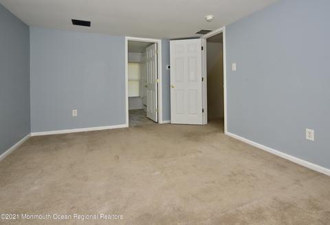 121 E Main St, Wrightstown, NJ 08562 photo 24