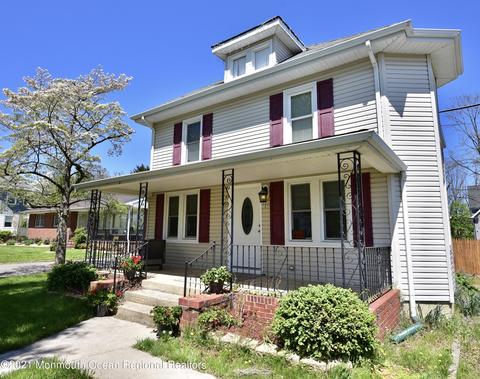 121 E Main St, Wrightstown, NJ 08562 photo 3