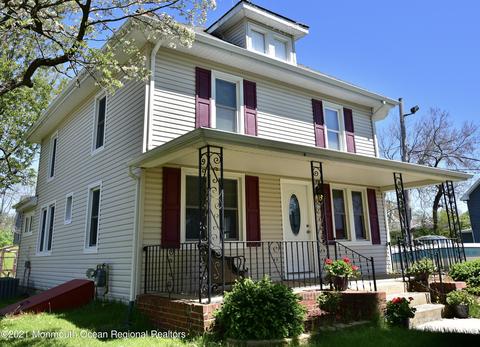121 E Main St, Wrightstown, NJ 08562 photo 1
