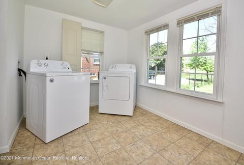 121 E Main St, Wrightstown, NJ 08562 photo 17