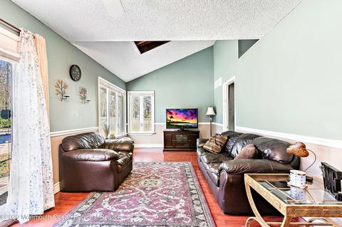 82 Buckingham Dr, Jackson, NJ 08527 photo 14