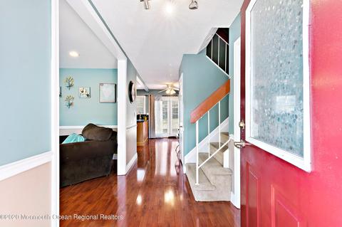 82 Buckingham Dr, Jackson, NJ 08527 photo 4