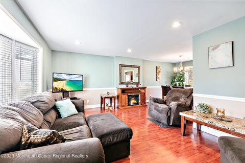 82 Buckingham Dr, Jackson, NJ 08527 photo 8