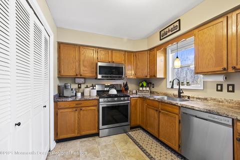 70 Johnson Ln, Jackson, NJ 08527 photo 11