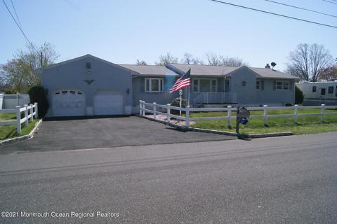 265 Delaware Dr, Brick, NJ 08723 photo 2