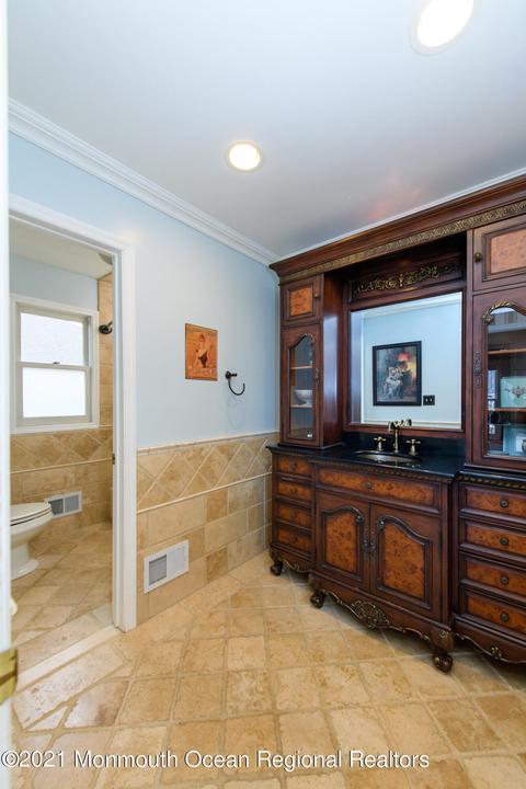 9 Sarah Ct, Matawan, NJ 07747 photo 30