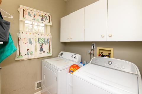 9 Sarah Ct, Matawan, NJ 07747 photo 43