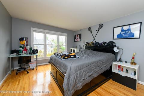 9 Sarah Ct, Matawan, NJ 07747 photo 33