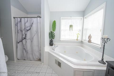 5 Arrowhead Cir, Jackson, NJ 08527 photo 45