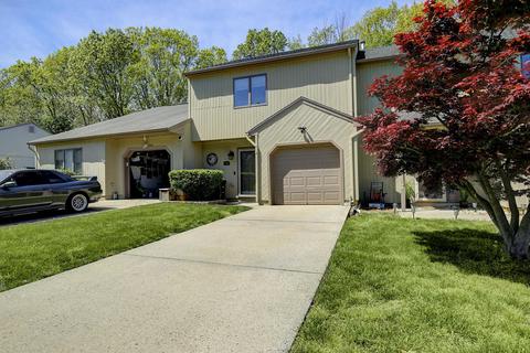 146 Redpine Loop, Old Bridge, NJ 08857 photo 4
