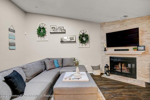 146 Redpine Loop, Old Bridge, NJ 08857 photo 14