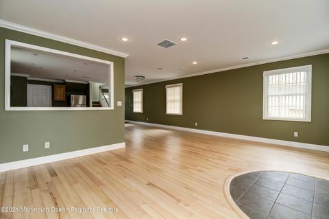 55 Central Ave, Waretown, NJ 08758 photo 4