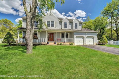 369 Sapphire Dr, Jackson, NJ 08527 photo 2